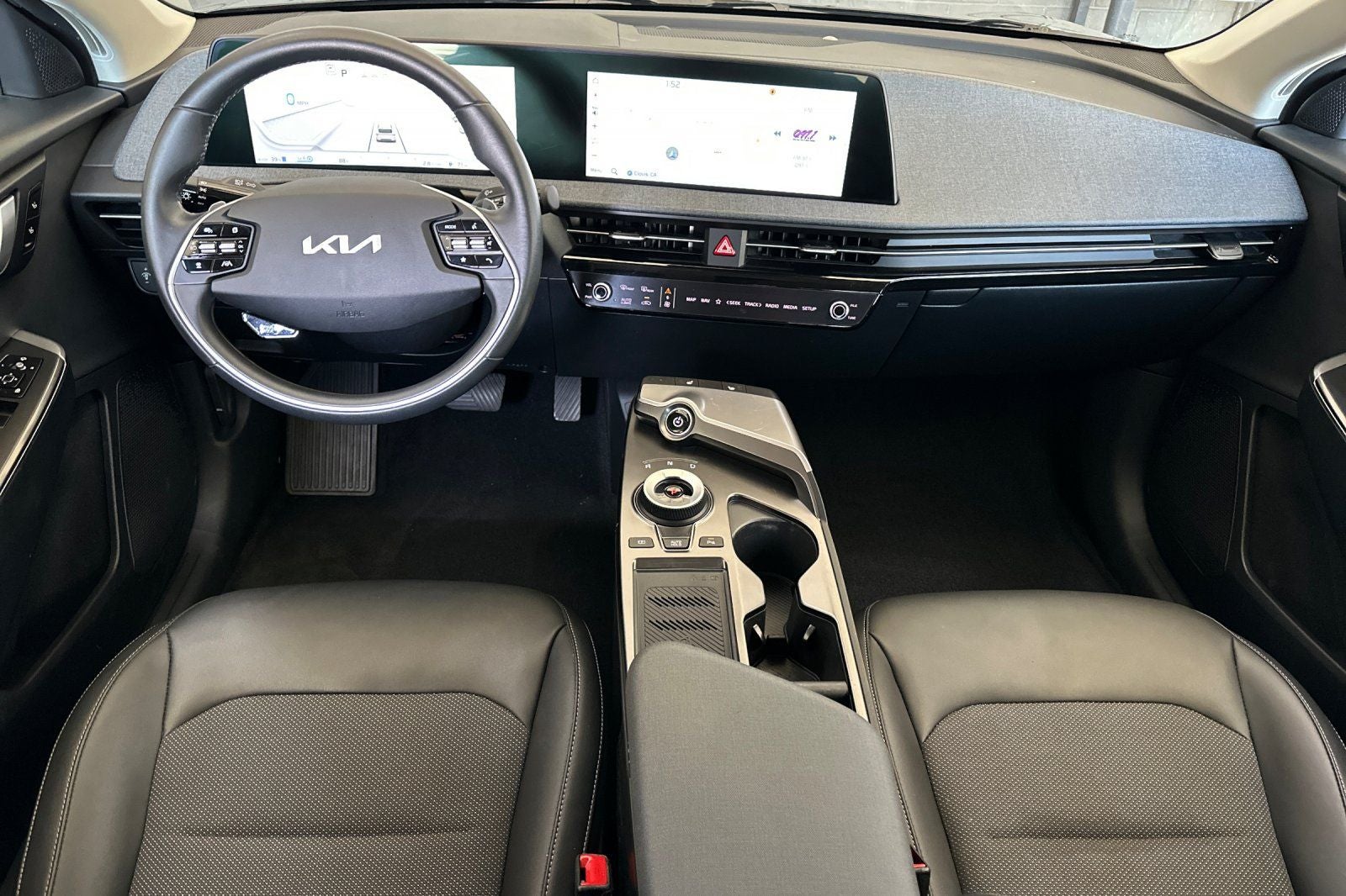 2024 Kia EV6 Light