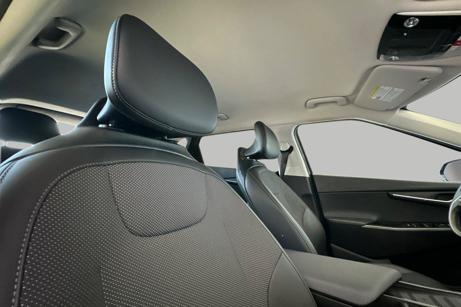 2024 Kia EV6 Light