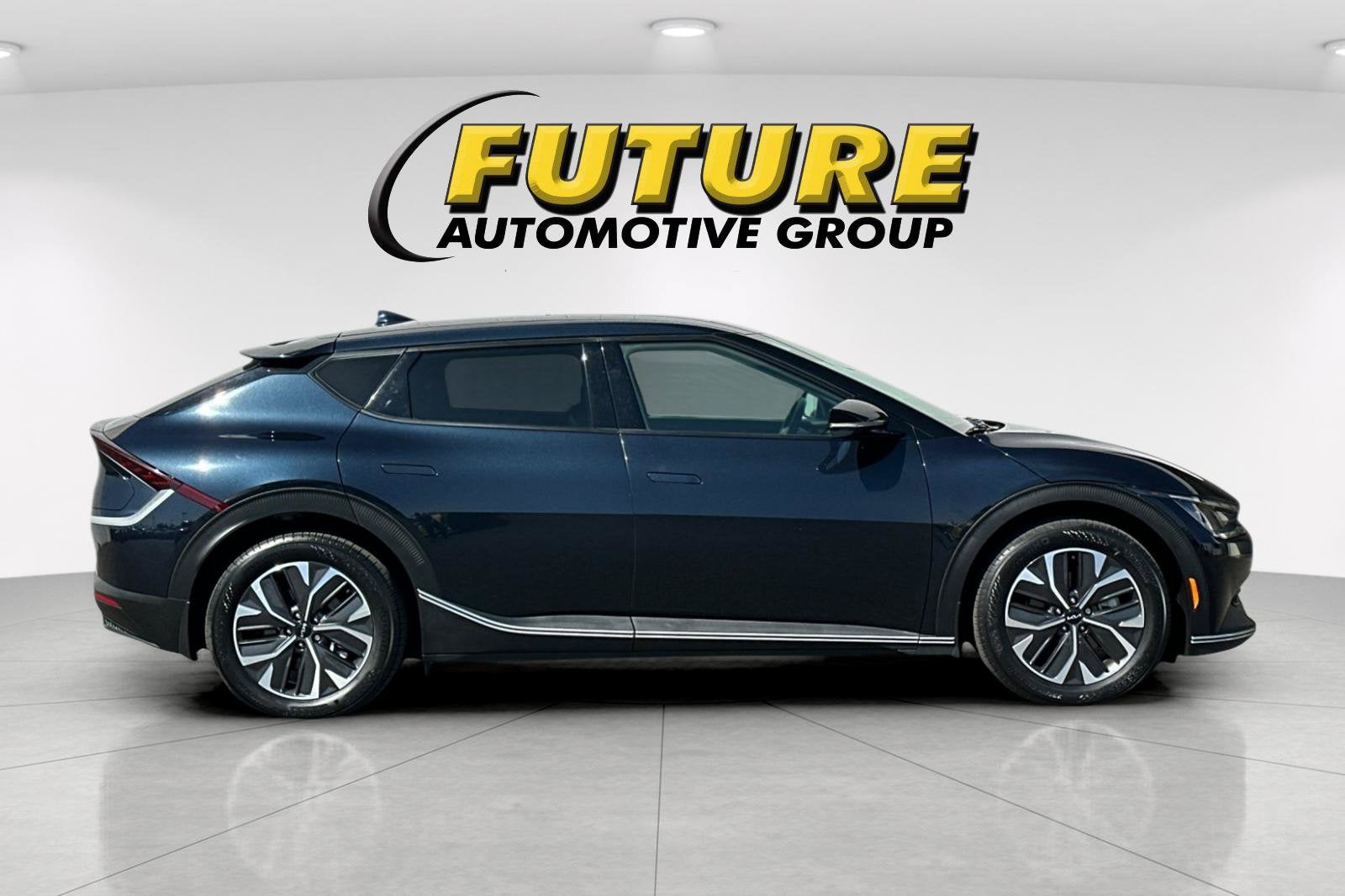 2024 Kia EV6 Light