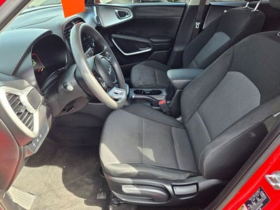 2024 Kia Soul LX Hatchback