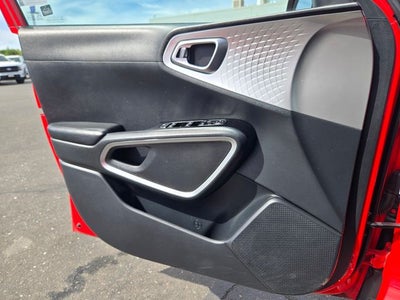 2024 Kia Soul LX Hatchback