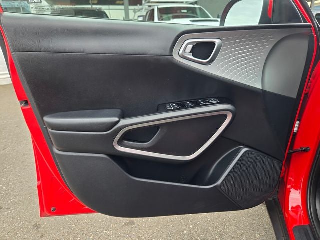 2024 Kia Soul LX Hatchback