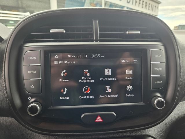2024 Kia Soul LX Hatchback