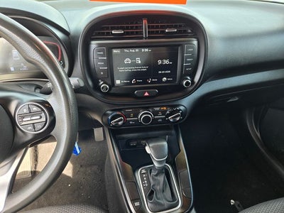 2024 Kia Soul LX Hatchback