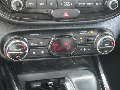 2020 Kia Soul GT-Line Turbo Hatchback w/Moonroof & Nav