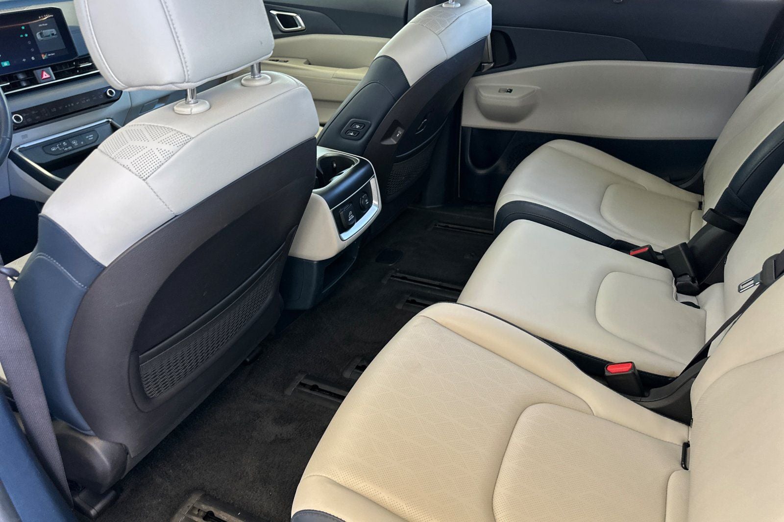 2025 Kia Carnival Hybrid SX