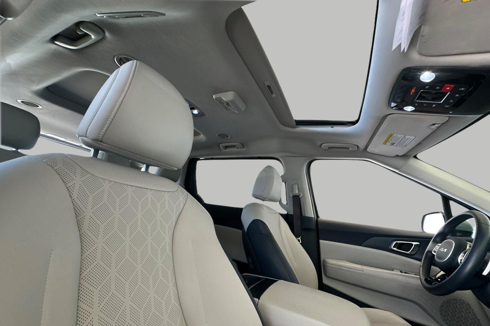 2025 Kia Carnival Hybrid SX