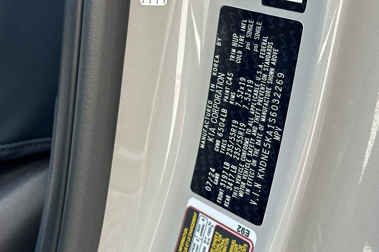 2025 Kia Carnival Hybrid SX