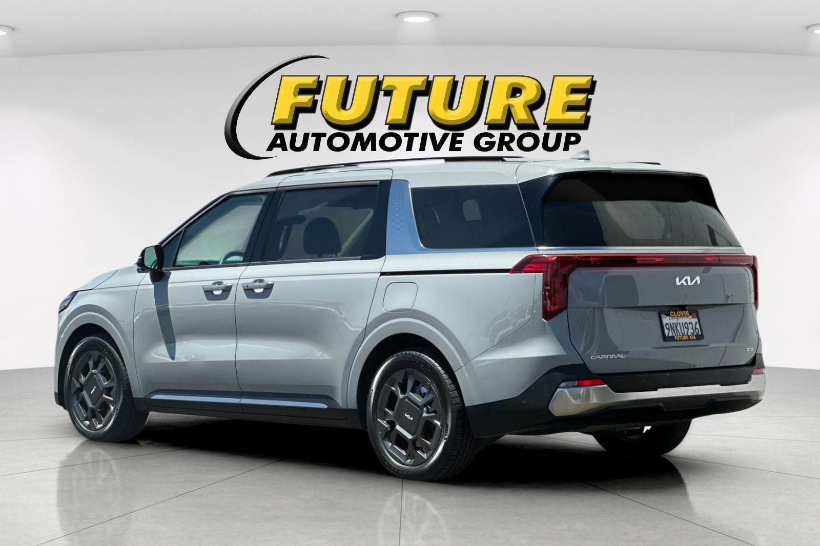 2025 Kia Carnival Hybrid SX