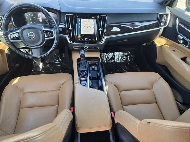 2018 Volvo S90 T5 Momentum Sedan AWD w/Convenience Package