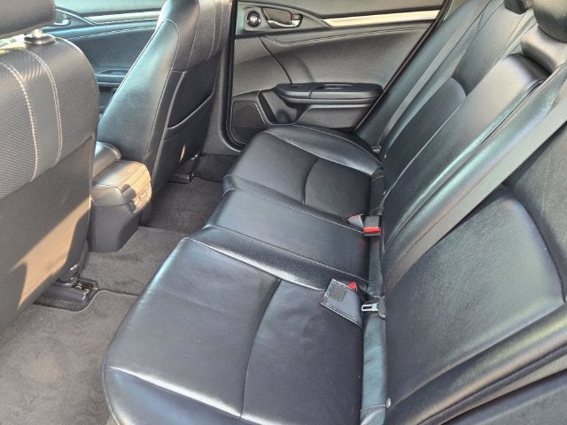 2018 Honda Civic Sport Touring Hatchback w/Nav-Leather-Moonroof