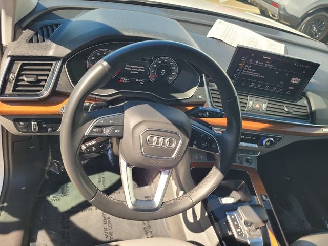 2022 Audi Q5 45 S line Premium quattro