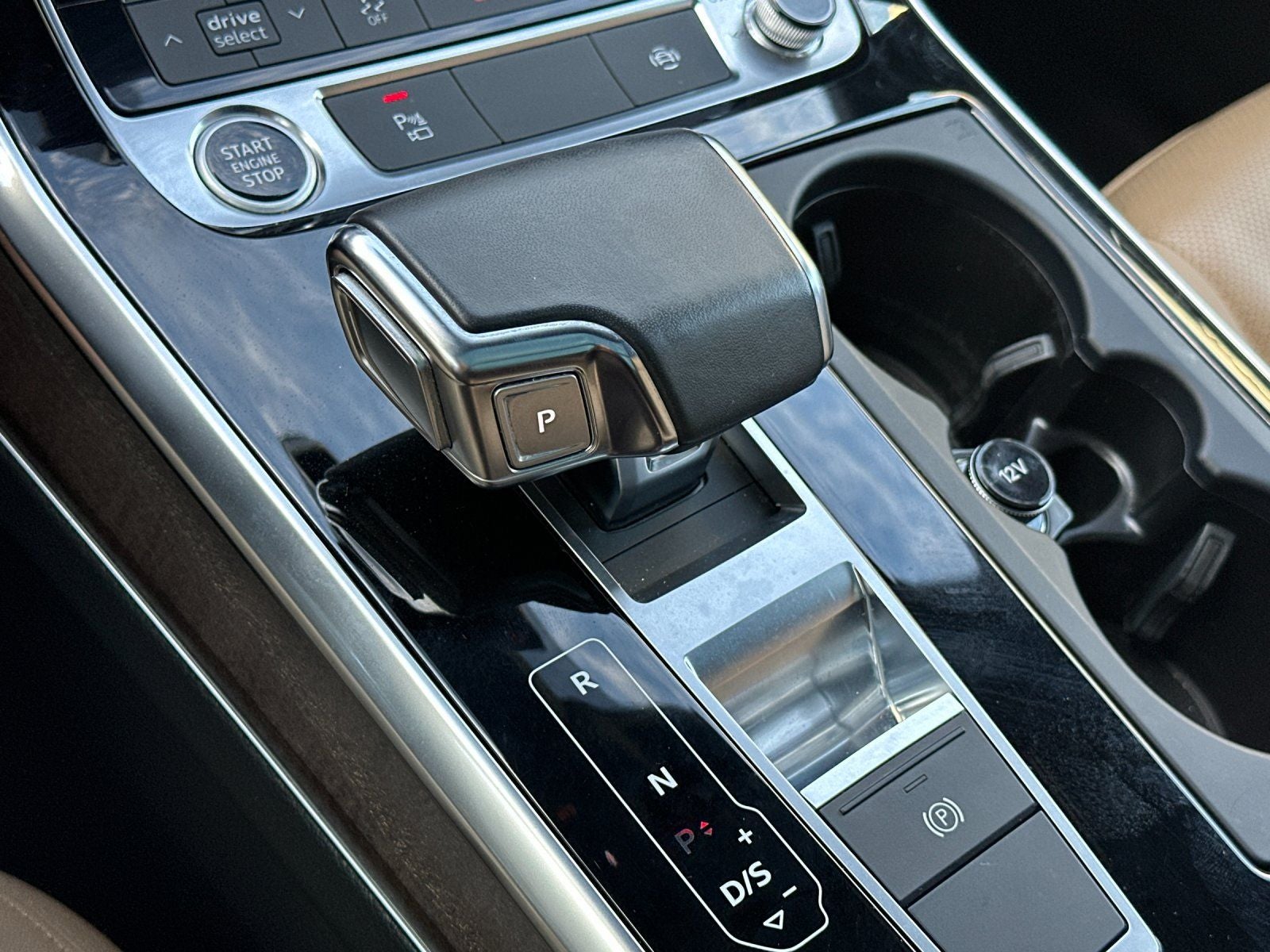 2022 Audi Q7 45 Premium Plus quattro