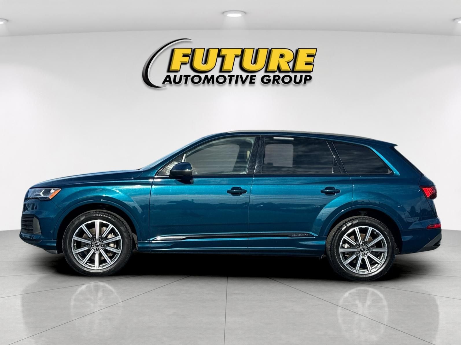 2022 Audi Q7 45 Premium Plus quattro