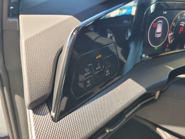 2026 Volkswagen Golf R 2.0T AWD