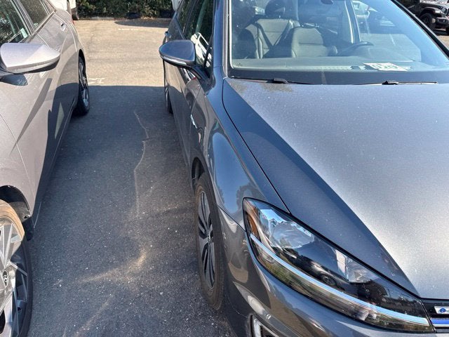 2019 Volkswagen e-Golf SE