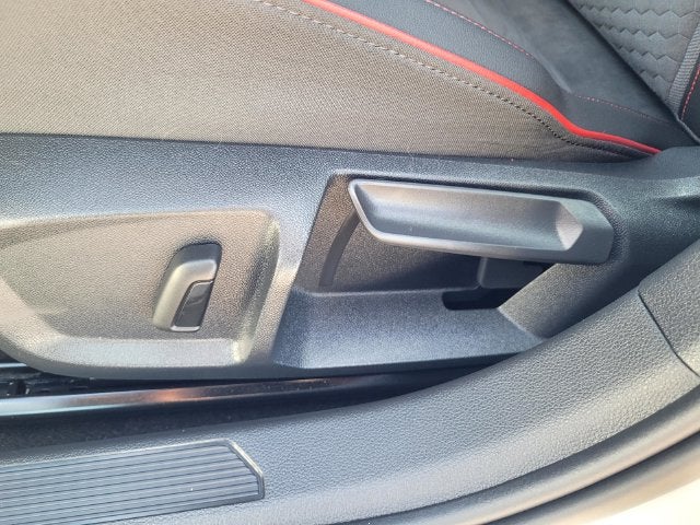 2026 Volkswagen Golf GTI SE