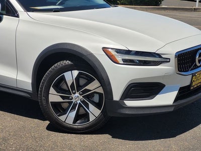 2020 Volvo V60 Cross Country T5 AWD