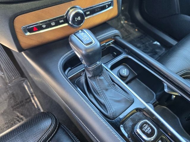 2020 Volvo XC90 T6 Inscription AWD
