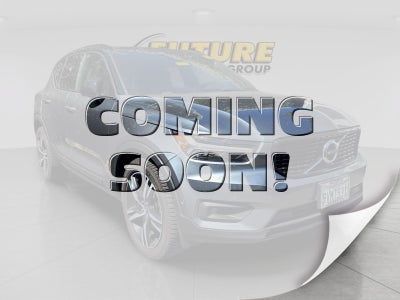 2019 Volvo XC40 R-Design