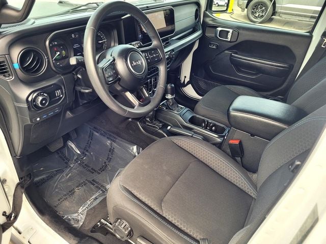 2024 Jeep Wrangler Rubicon 4xe 10 AVAILABLE