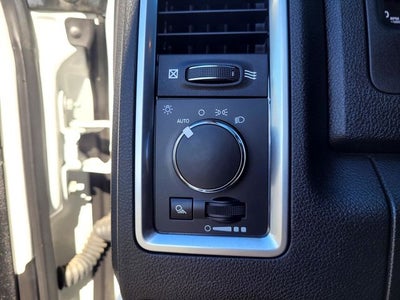 2022 RAM 1500 Classic SLT HEMI