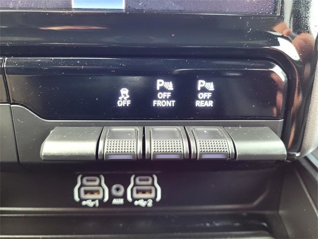 2025 RAM 1500 Big Horn/Lone Star 4X4