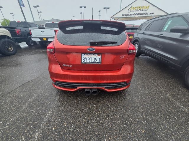 2018 Ford Focus ST