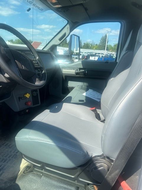 2018 Ford F-750SD Base