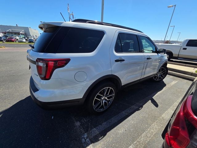 2018 Ford Explorer Sport