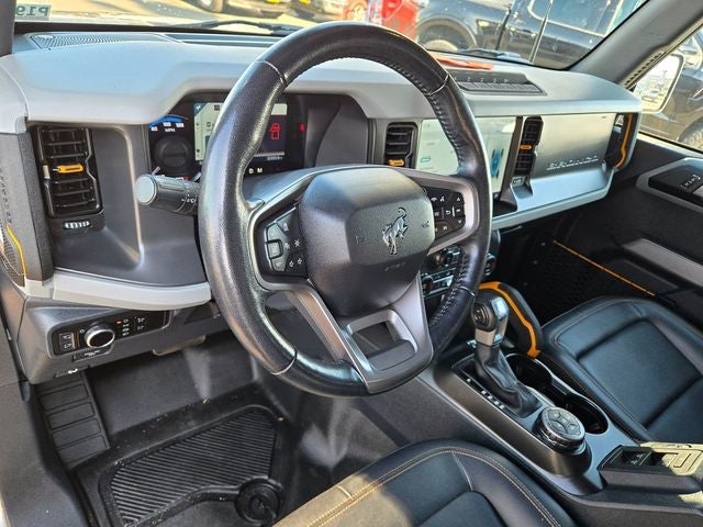 2023 Ford Bronco Badlands 4WD w/Sasquatch Package