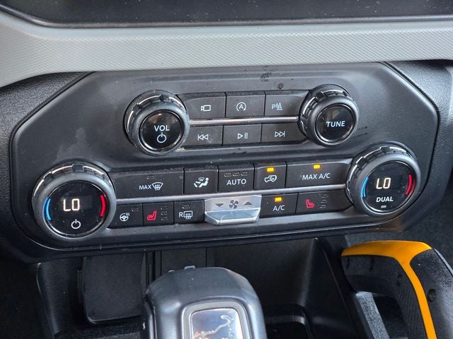 2023 Ford Bronco Badlands 4WD w/Sasquatch Package