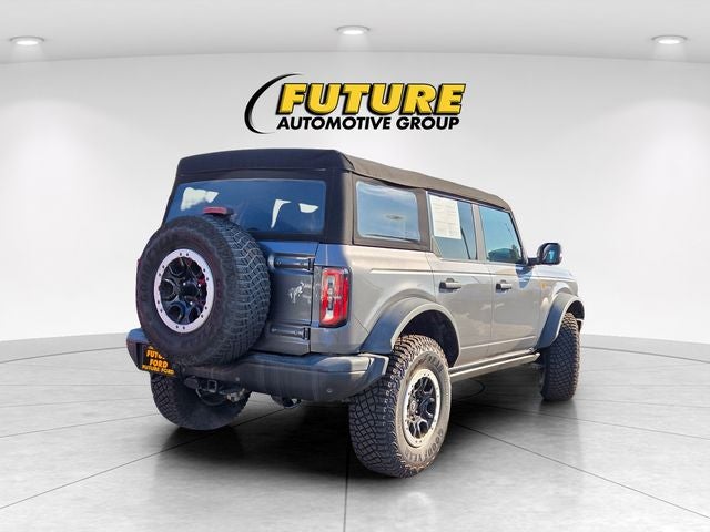 2023 Ford Bronco Badlands 4WD w/Sasquatch Package