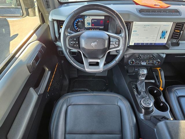 2023 Ford Bronco Badlands 4WD w/Sasquatch Package