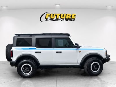 2023 Ford Bronco Badlands 4WD w/Sasquatch Package & Winch