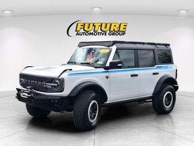 2023 Ford Bronco Badlands 4WD w/Sasquatch Package & Winch
