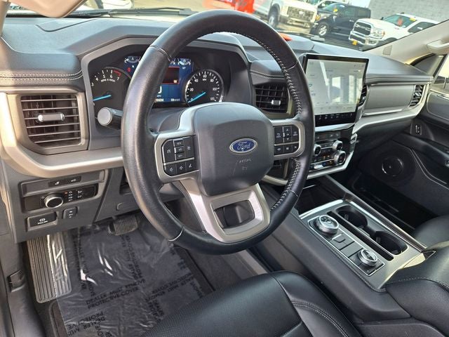 2024 Ford Expedition XLT 4WD w/High Equip Group