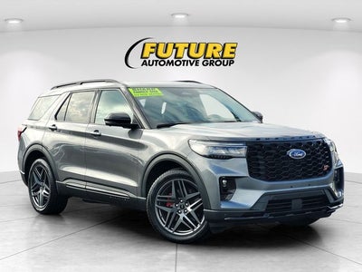 2025 Ford Explorer ST