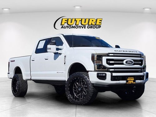 2022 Ford F-250SD Platinum Crew Cab 4WD Lifted w/Upgraded Wheels