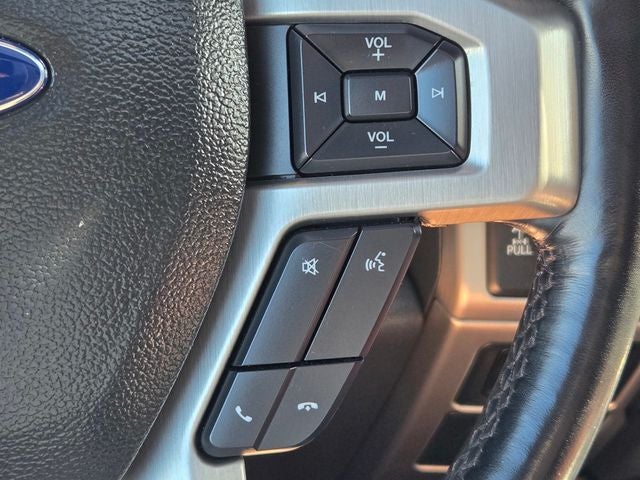 2022 Ford F-250SD Platinum Crew Cab 4WD Lifted w/Upgraded Wheels