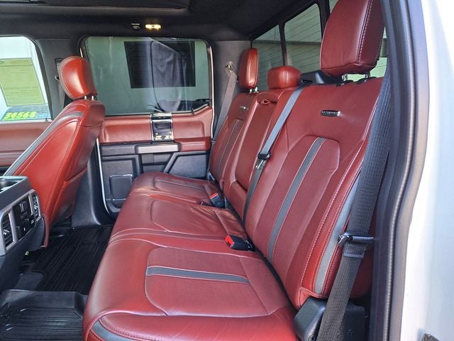 2022 Ford F-250SD Platinum Crew Cab 4WD Lifted w/Upgraded Wheels