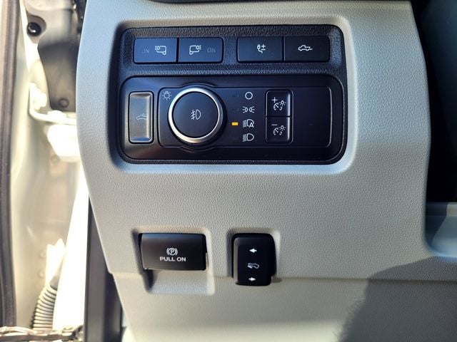 2023 Ford F-350SD Limited