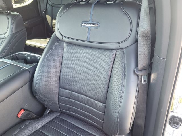 2025 Ford F-350SD Platinum