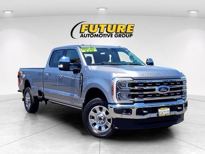 2024 Ford F-350SD Lariat LONG BED