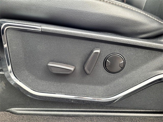 2024 Ford F-350SD Lariat DUALLY DIESEL