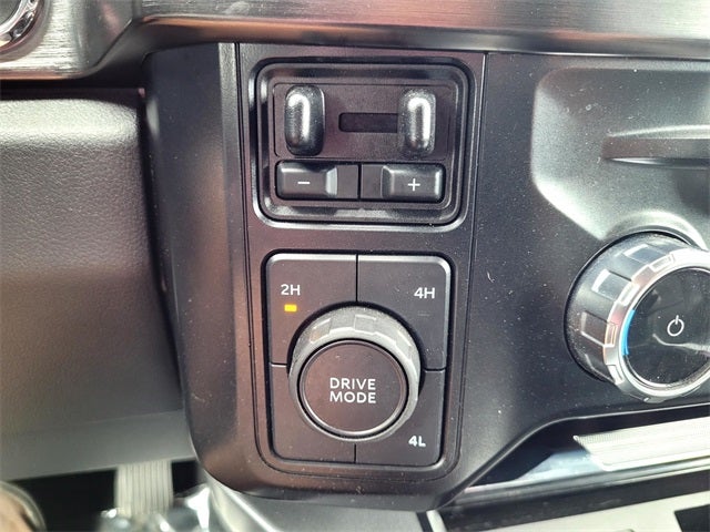 2024 Ford F-350SD Lariat DUALLY DIESEL