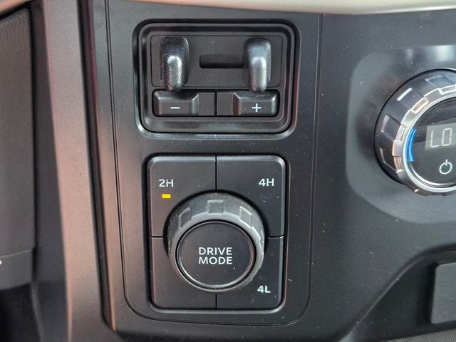 2021 Ford F-150 XLT Super Crew 4WD 5.0L V8