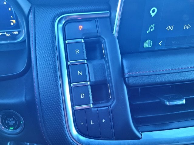 2023 Chevrolet Suburban RST