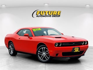 2019 Dodge Challenger SXT AWD