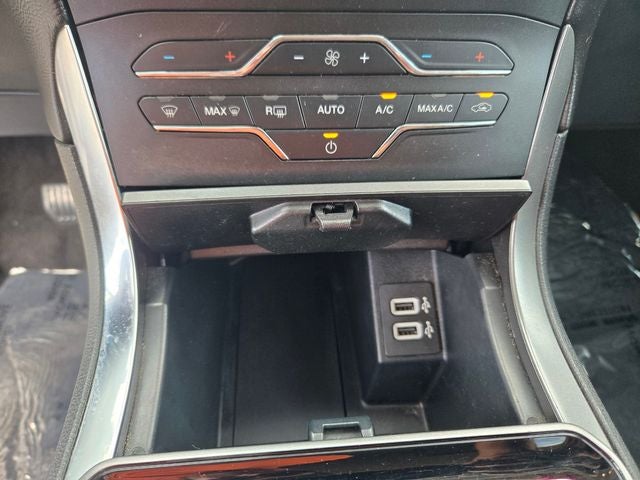 2020 Ford Edge SE AWD
